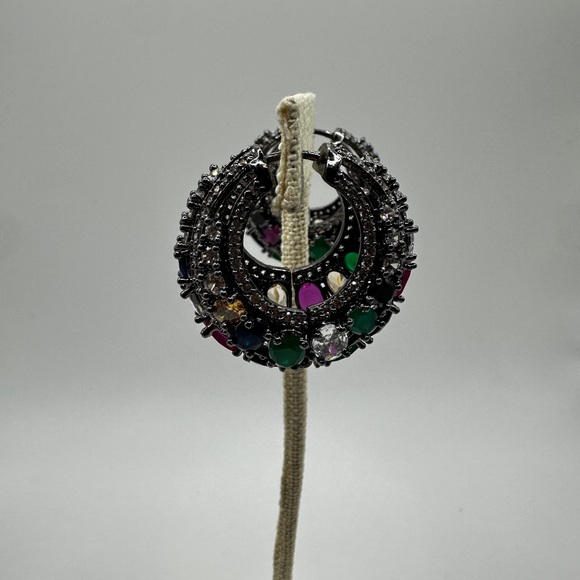 Statement cz rhinestone, possible gemstones in black "silver" earrings! - Picture 8 of 15